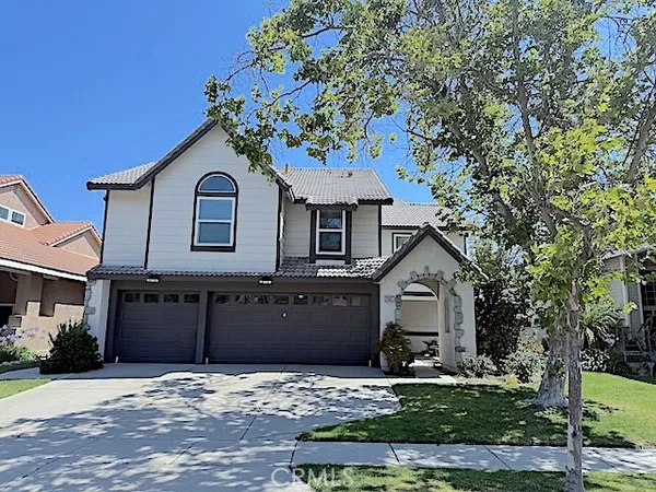$3,895 | 2985 Amber Drive, Corona, CA 92882