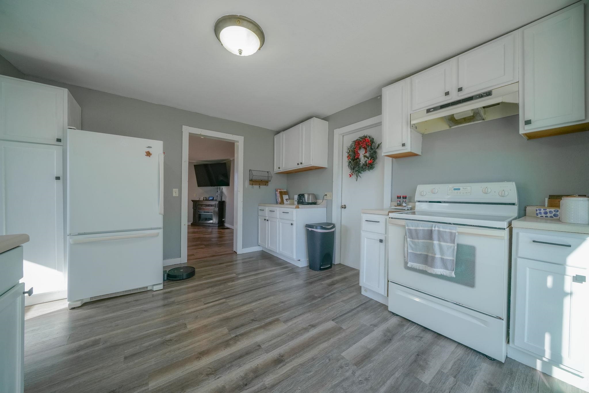 302 South Prairie Avenue Polo, IL 61064 - Photo 4 of 31