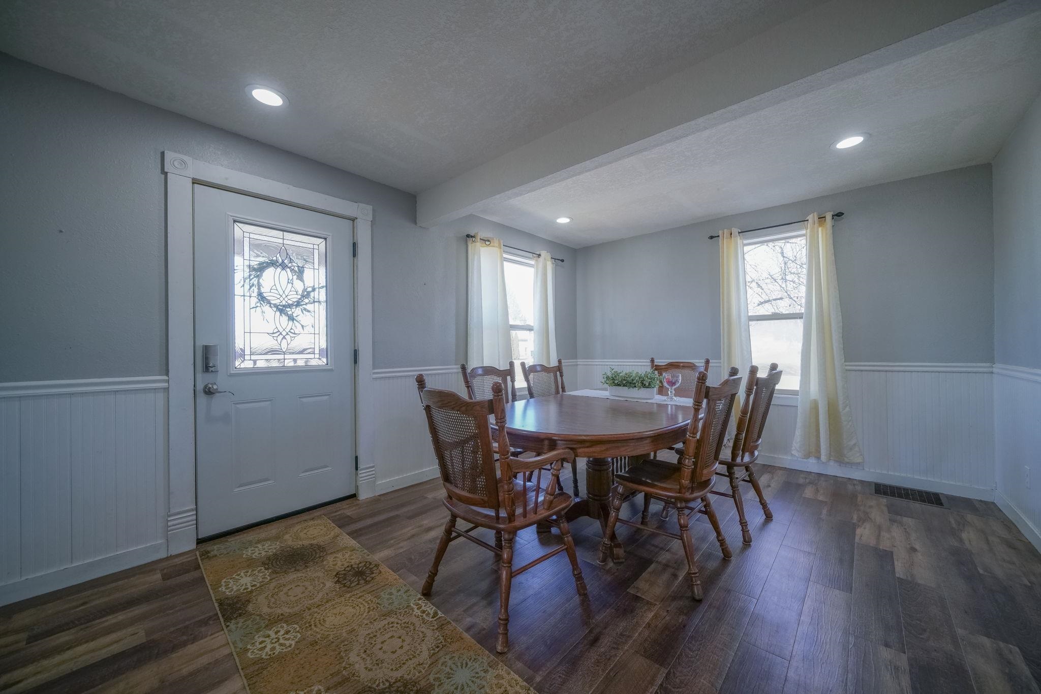 302 South Prairie Avenue Polo, IL 61064 - Photo 6 of 31