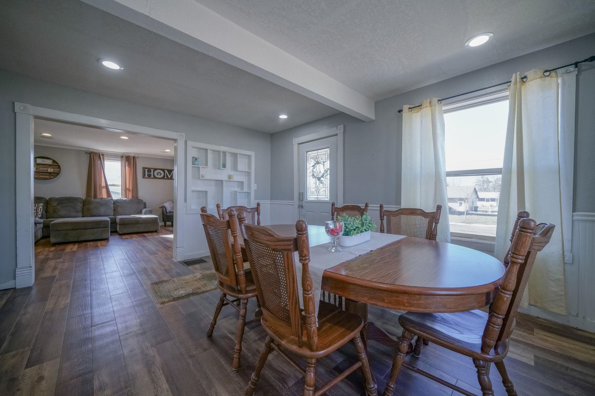 302 South Prairie Avenue Polo, IL 61064 - Photo 10 of 31