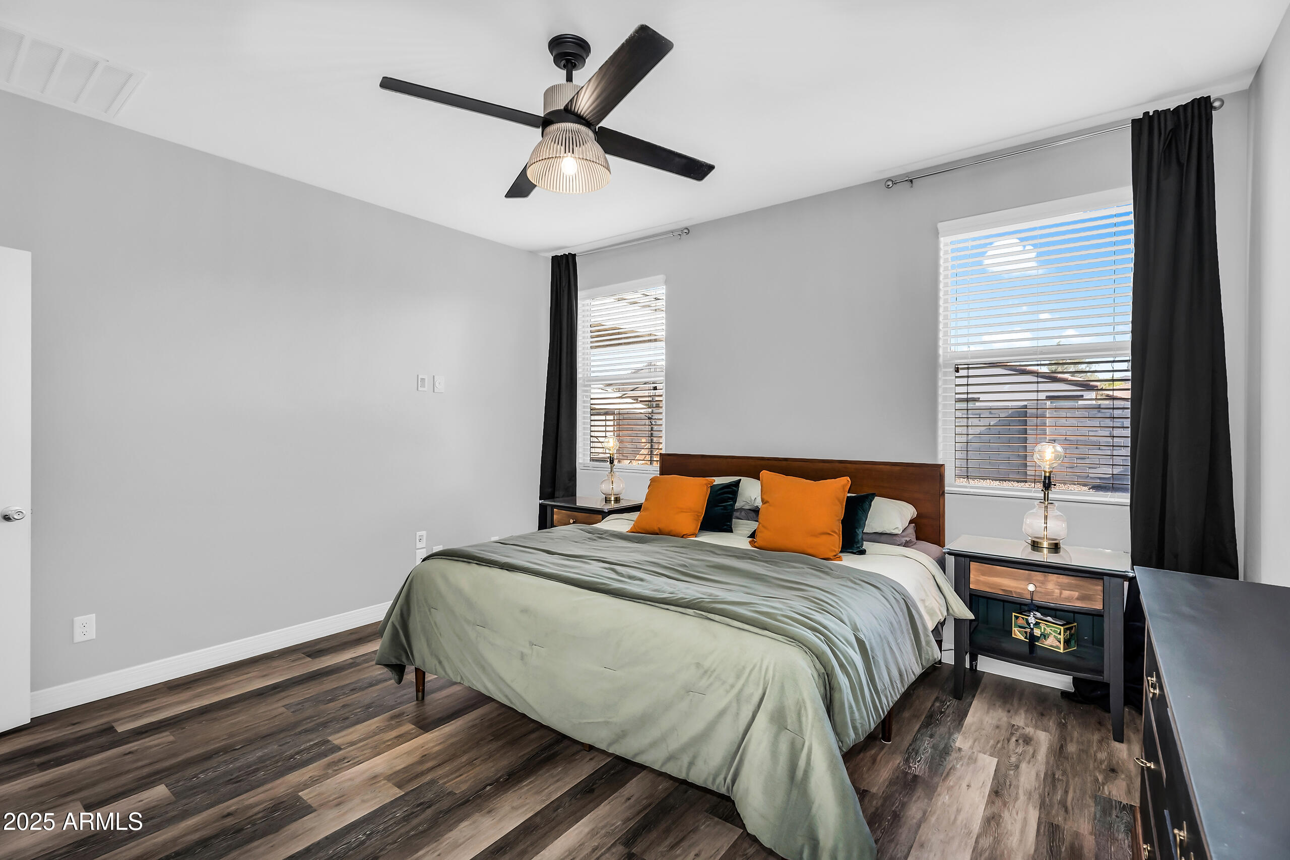 1747 East Grove Street Phoenix, AZ 85040 - Photo 16 of 38 19-print-18