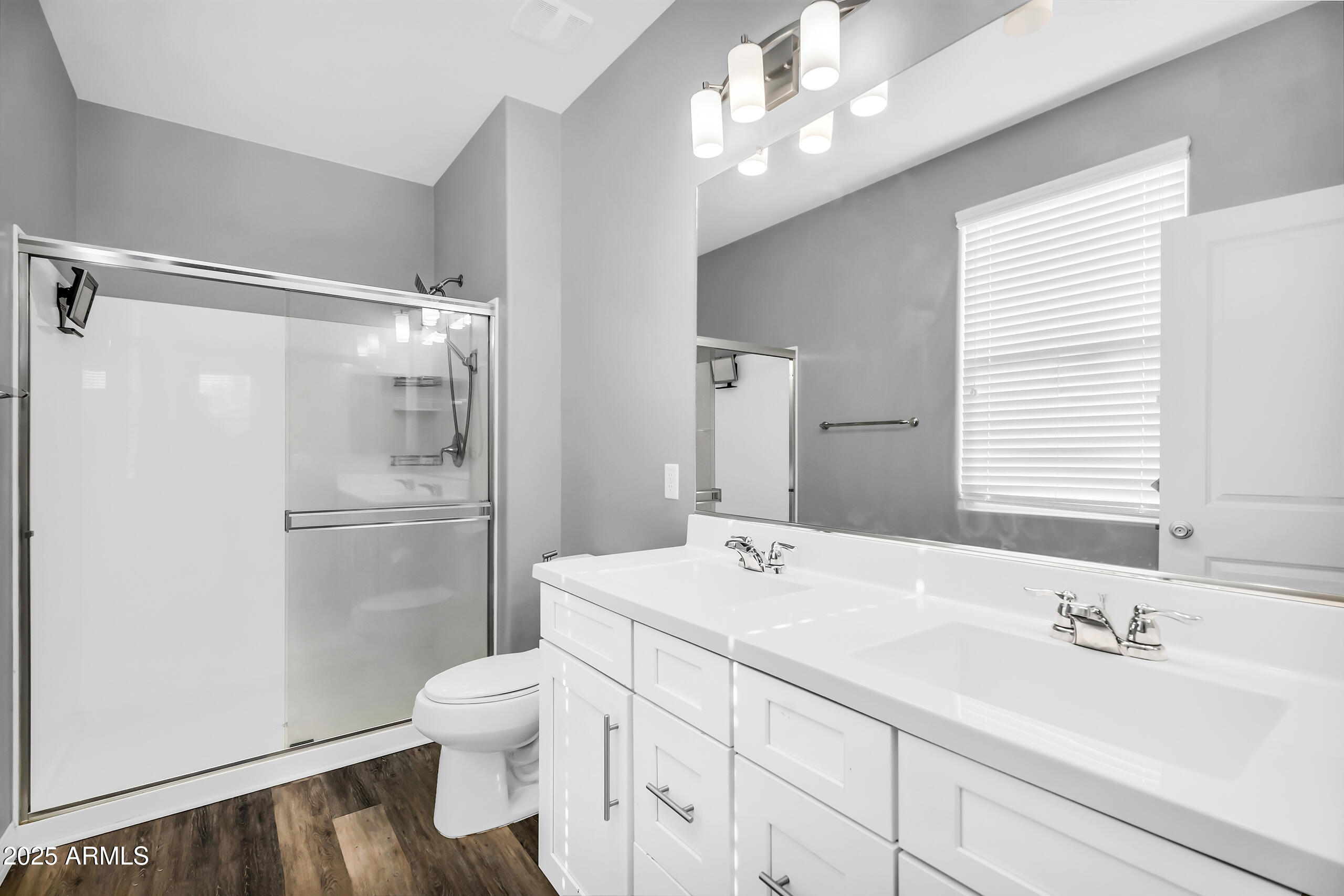 1747 East Grove Street Phoenix, AZ 85040 - Photo 18 of 38 21-print-20