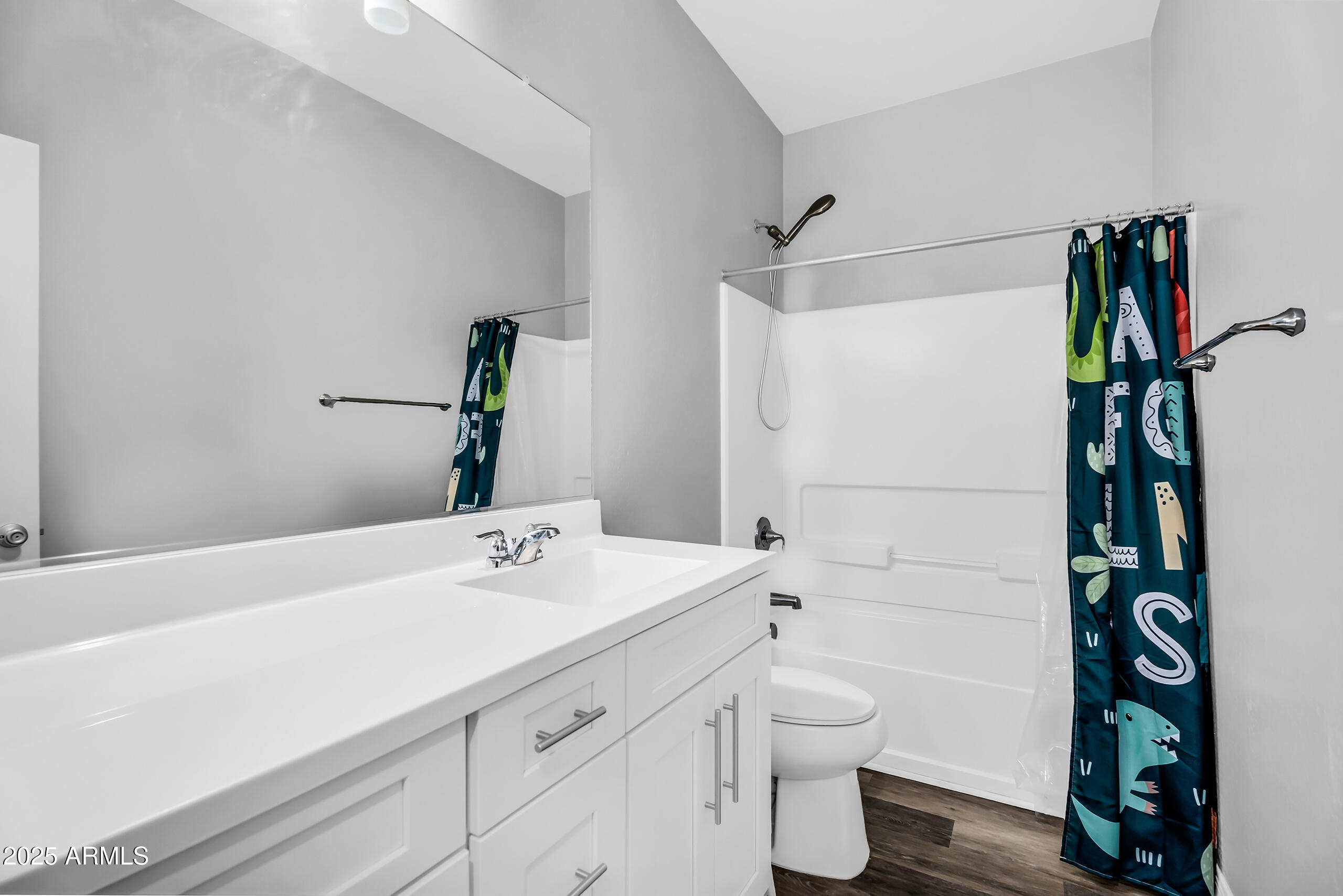 1747 East Grove Street Phoenix, AZ 85040 - Photo 22 of 38 26-print-25