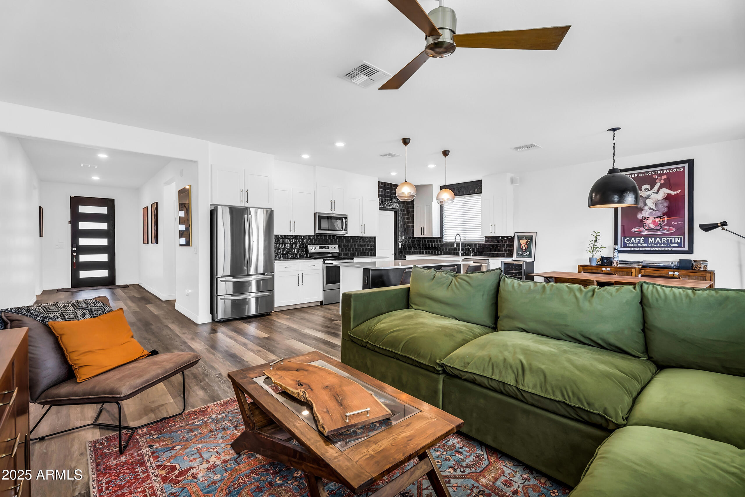 1747 East Grove Street Phoenix, AZ 85040 - Photo 3 of 38 5-print-6