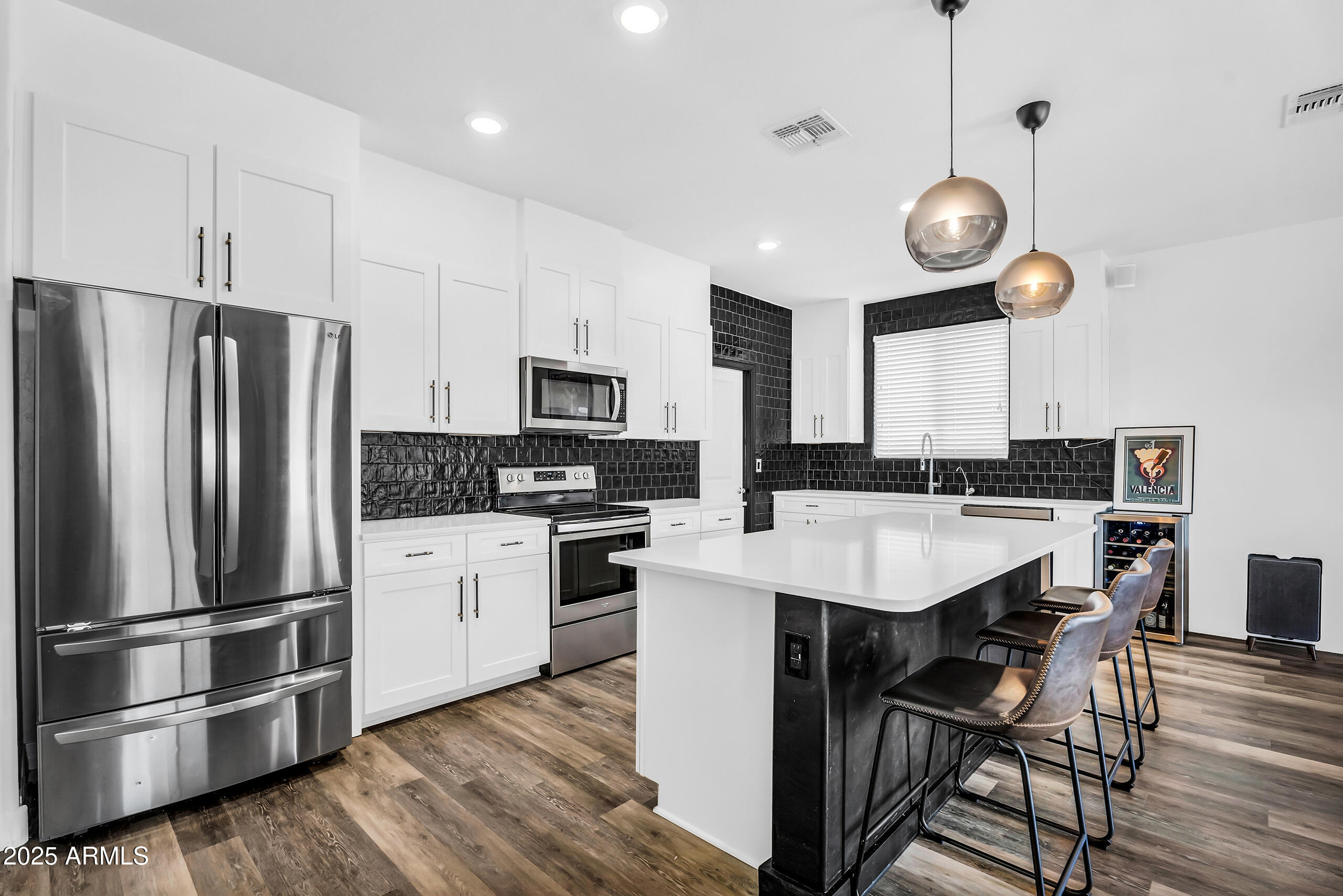 1747 East Grove Street Phoenix, AZ 85040 - Photo 7 of 38 9-print-11