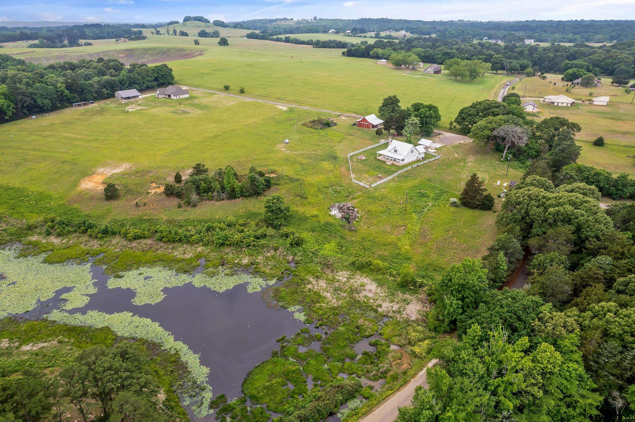 3022 County Road 3802 Bullard, TX 75757 - Photo 37 of 46 a view of an ocean