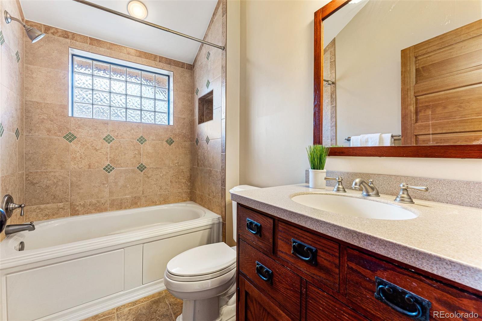 1124 Steele Street Denver, CO 80206 - Photo 33 of 38