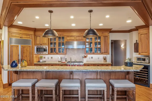 $6,925,000 | 50 Peak View, Unit 310, Avon, CO 81620