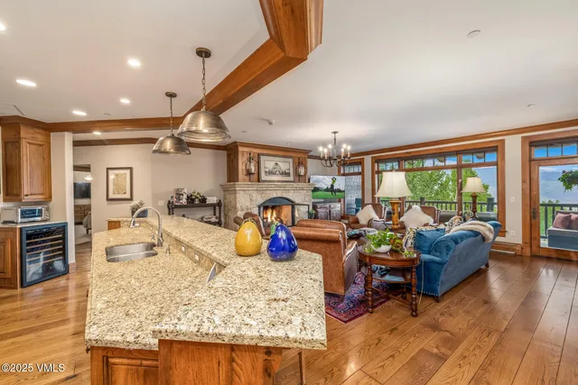 $6,925,000 | 50 Peak View, Unit 310, Avon, CO 81620