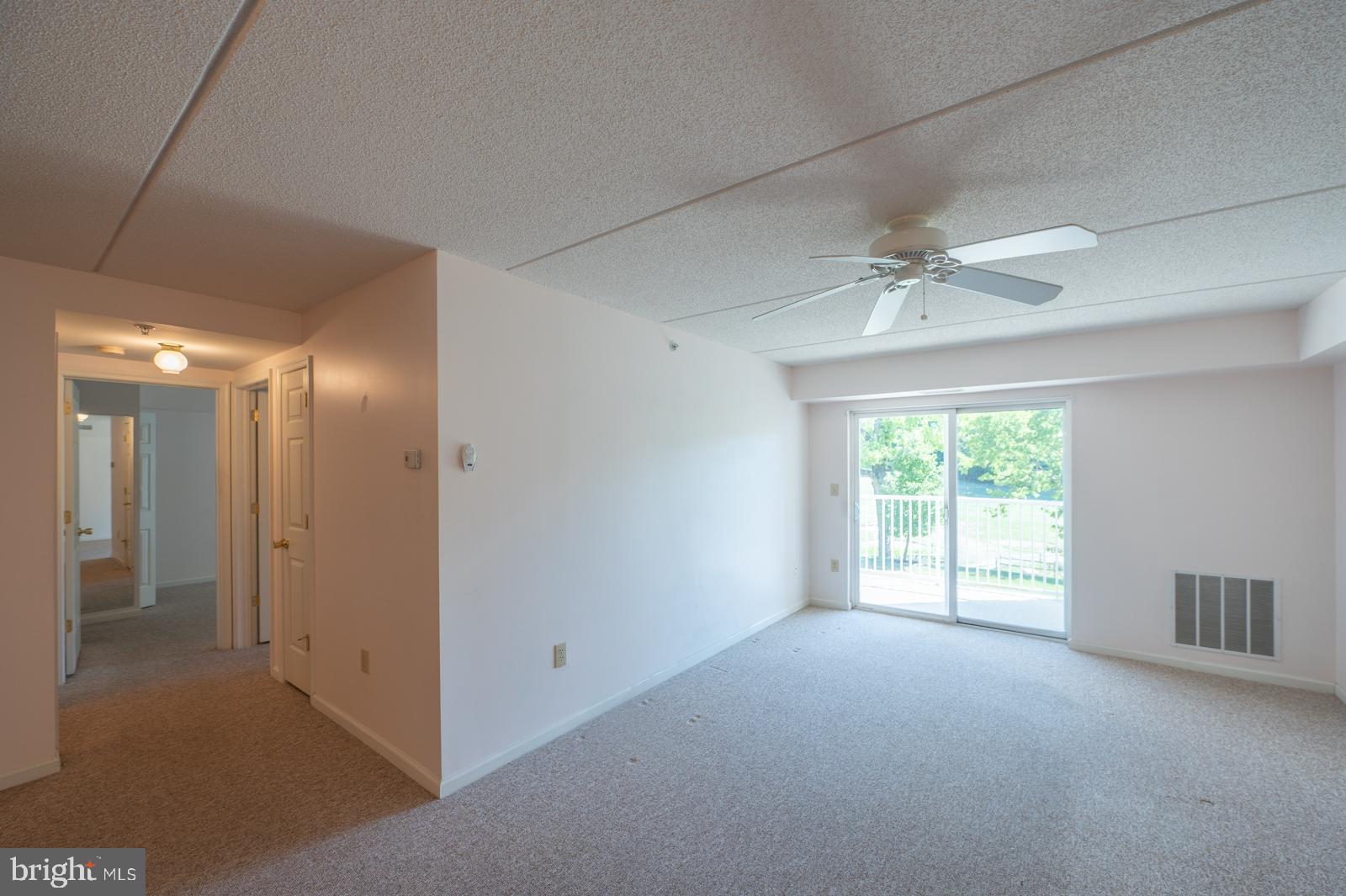 516 Brandon Road Norristown, PA 19403 - Photo 14 of 29 Sliders to Balcony