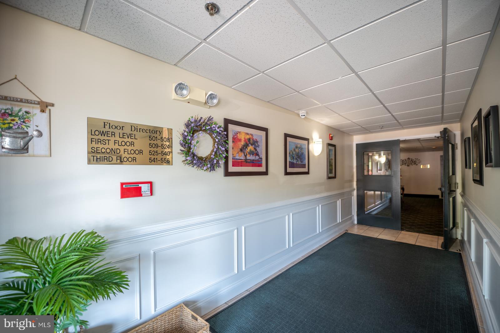516 Brandon Road Norristown, PA 19403 - Photo 5 of 29 Gallery Image 5