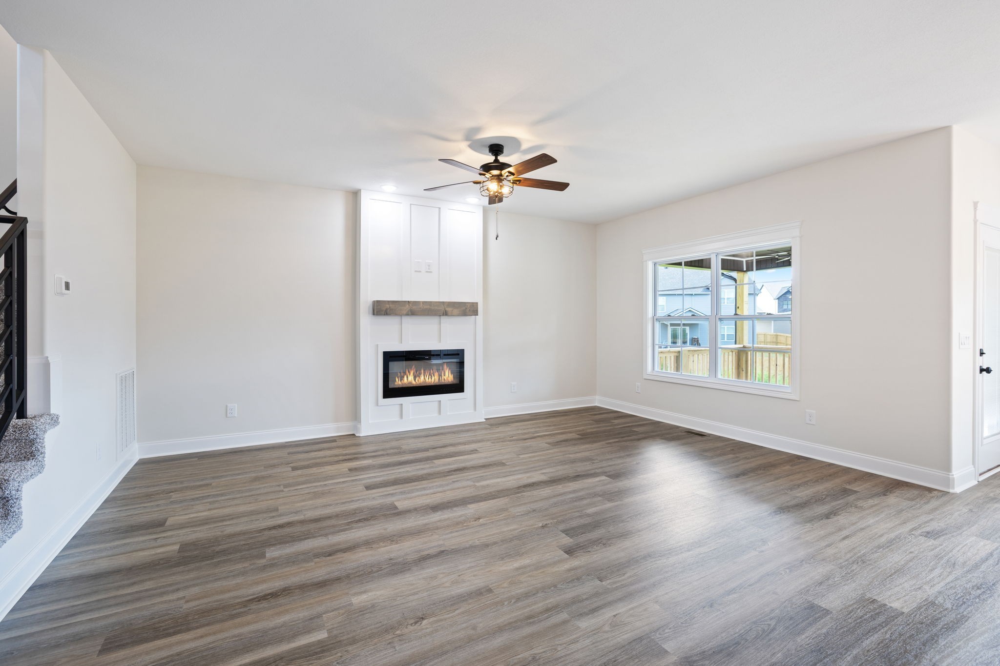 853 Burley Barn Road Clarksville, TN 37042 - Photo 10 of 56