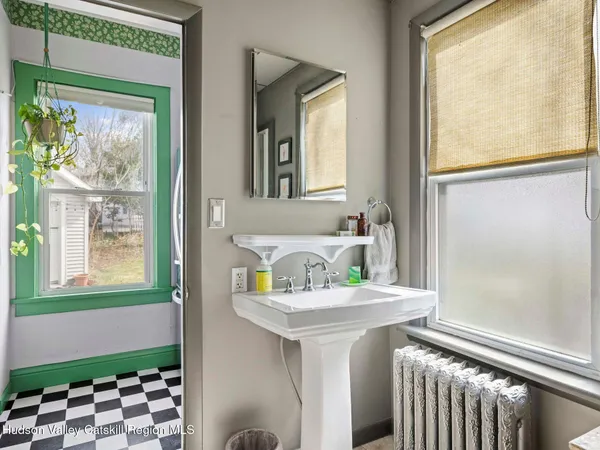 $425,000 | 29 Elizabeth Street, Saugerties, NY 12477