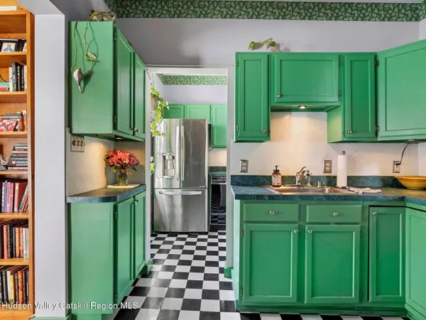 $425,000 | 29 Elizabeth Street, Saugerties, NY 12477