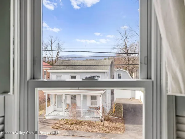 $425,000 | 29 Elizabeth Street, Saugerties, NY 12477