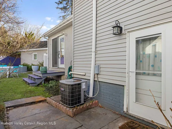 $425,000 | 29 Elizabeth Street, Saugerties, NY 12477