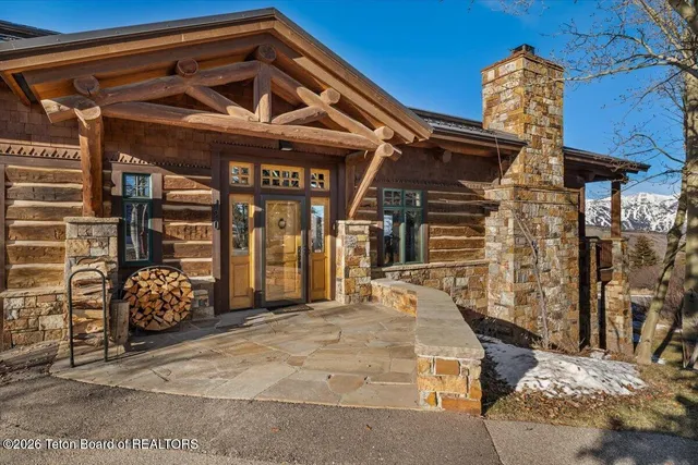 $5,950,000 | 120 West Wolf Drive, Jackson, WY 83001