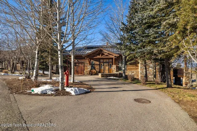 $5,950,000 | 120 West Wolf Drive, Jackson, WY 83001