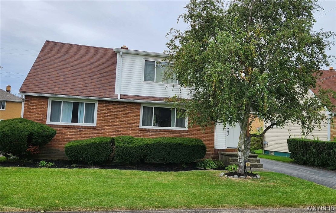 31 Wellington Road Cheektowaga, NY 14225 - Photo 2 of 46 Gallery Image 2