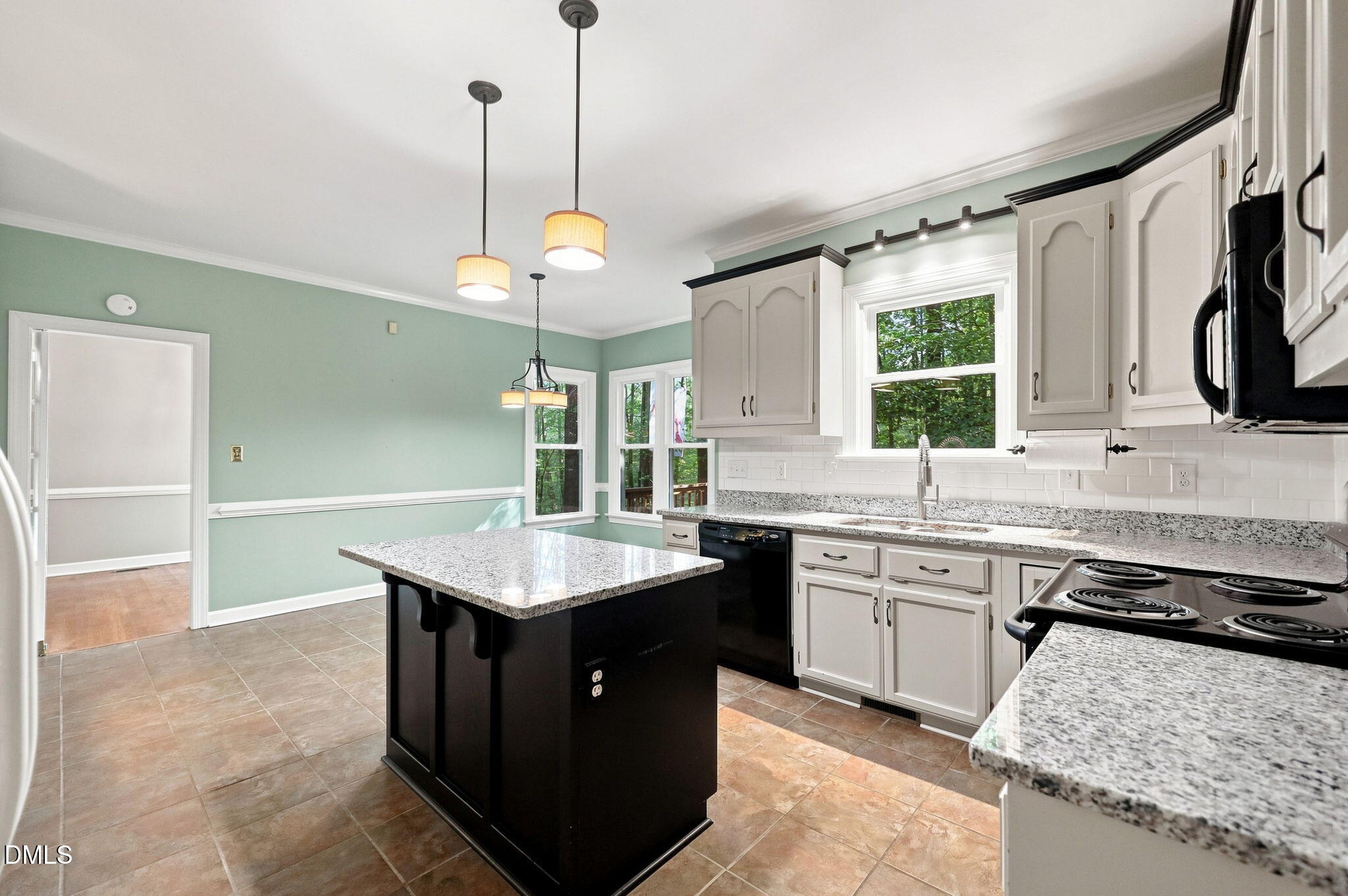 12204 Warwickshire Way Raleigh, NC 27613 - Photo 23 of 56 23-web-or-mls-IMG_2806