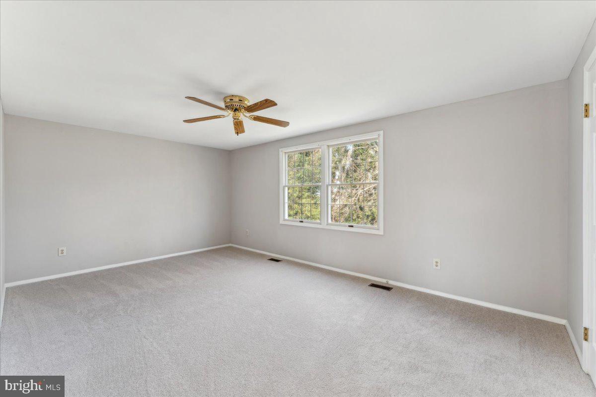12417 Rock Ridge Road Herndon, VA 20170 - Photo 31 of 43 Gallery Image 31