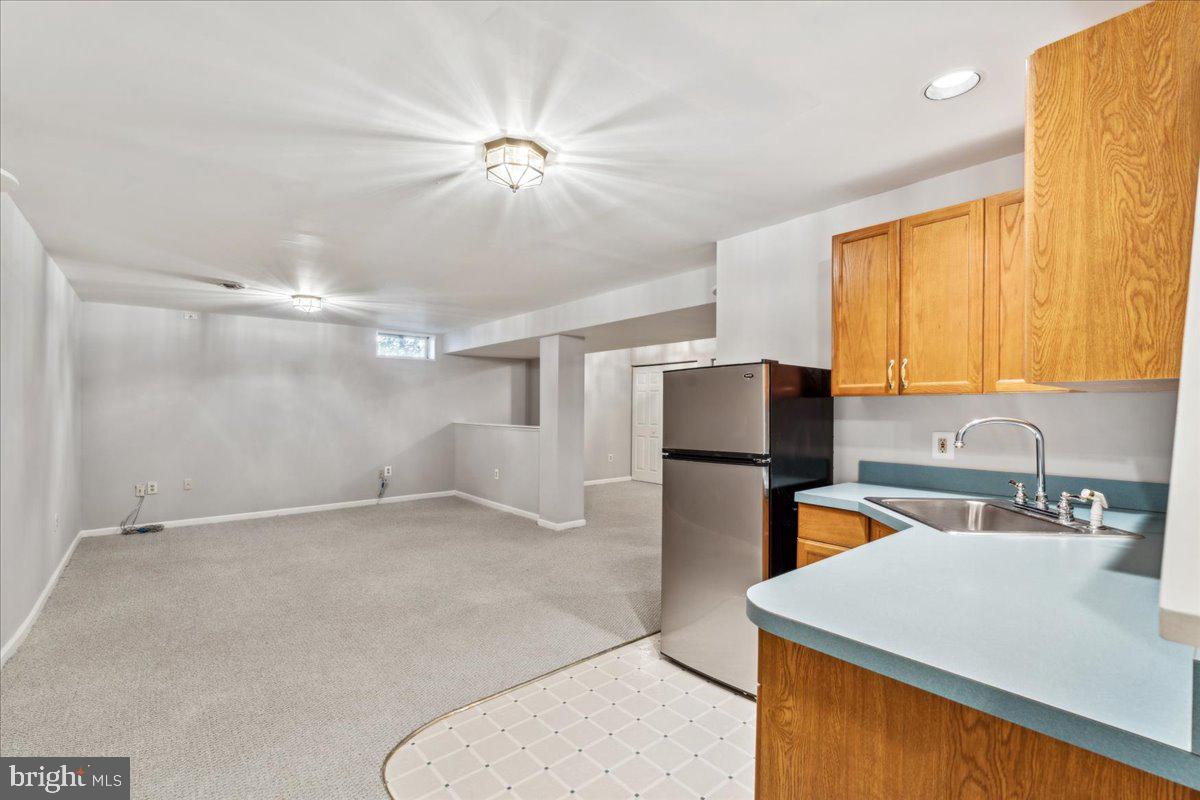 12417 Rock Ridge Road Herndon, VA 20170 - Photo 33 of 43 Gallery Image 33