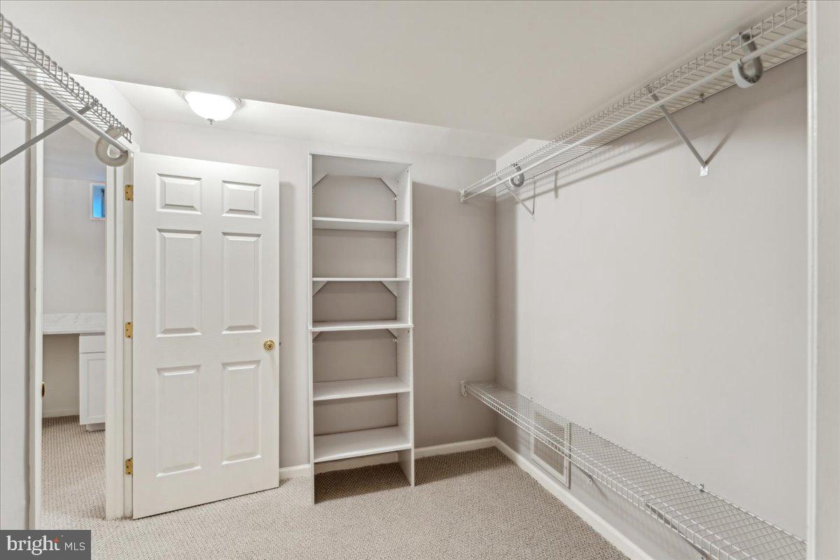 12417 Rock Ridge Road Herndon, VA 20170 - Photo 34 of 43 Gallery Image 34