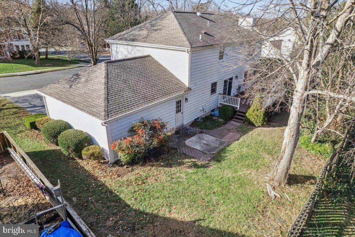 12417 Rock Ridge Road Herndon, VA 20170 - Photo 40 of 43 Gallery Image 40