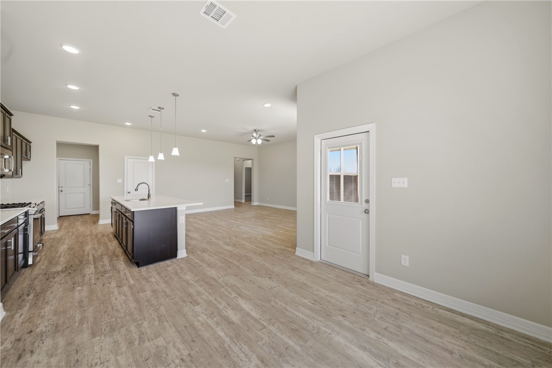 3019 Wolfpack Loop Bryan, TX 77808 - Photo 17 of 36