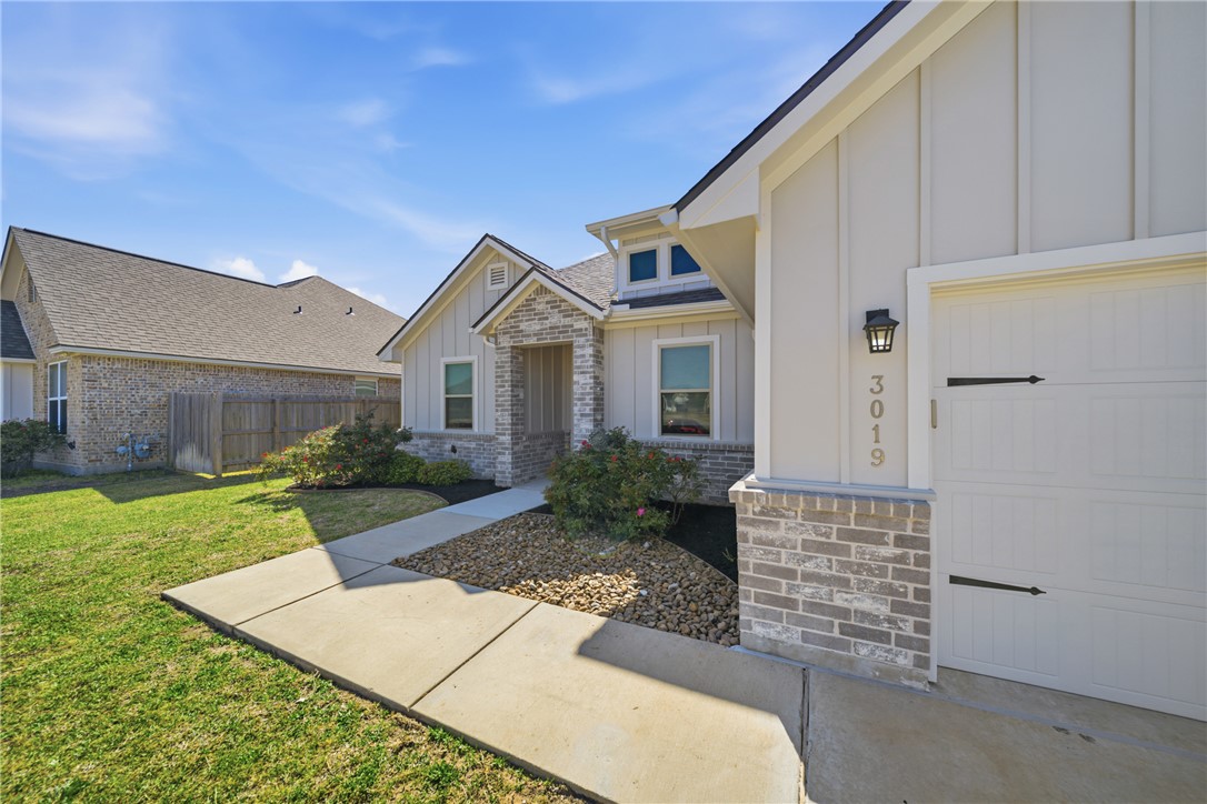 3019 Wolfpack Loop Bryan, TX 77808 - Photo 6 of 36