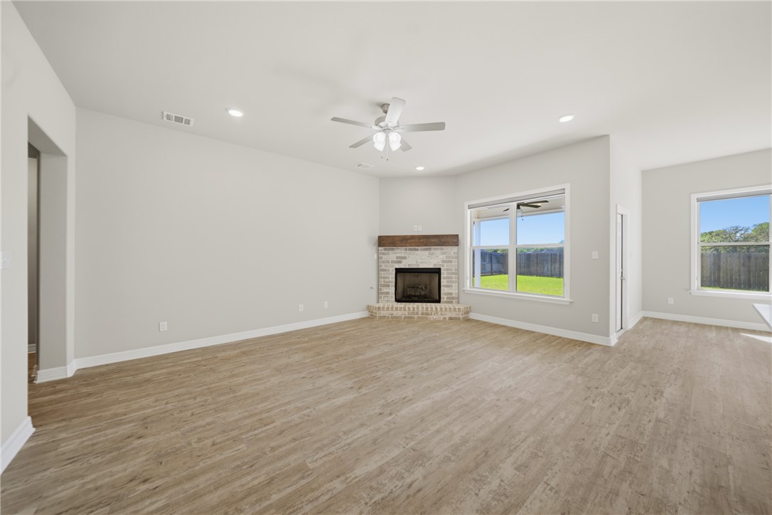 3019 Wolfpack Loop Bryan, TX 77808 - Photo 10 of 36