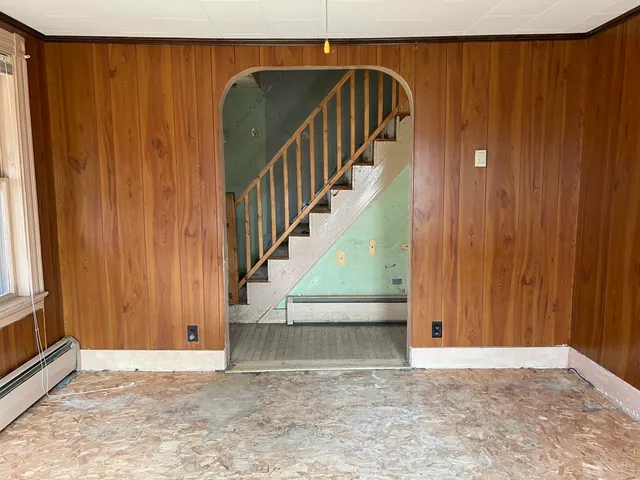 $58,900 | 26 South Railroad Street, Roxbury, ME 04275