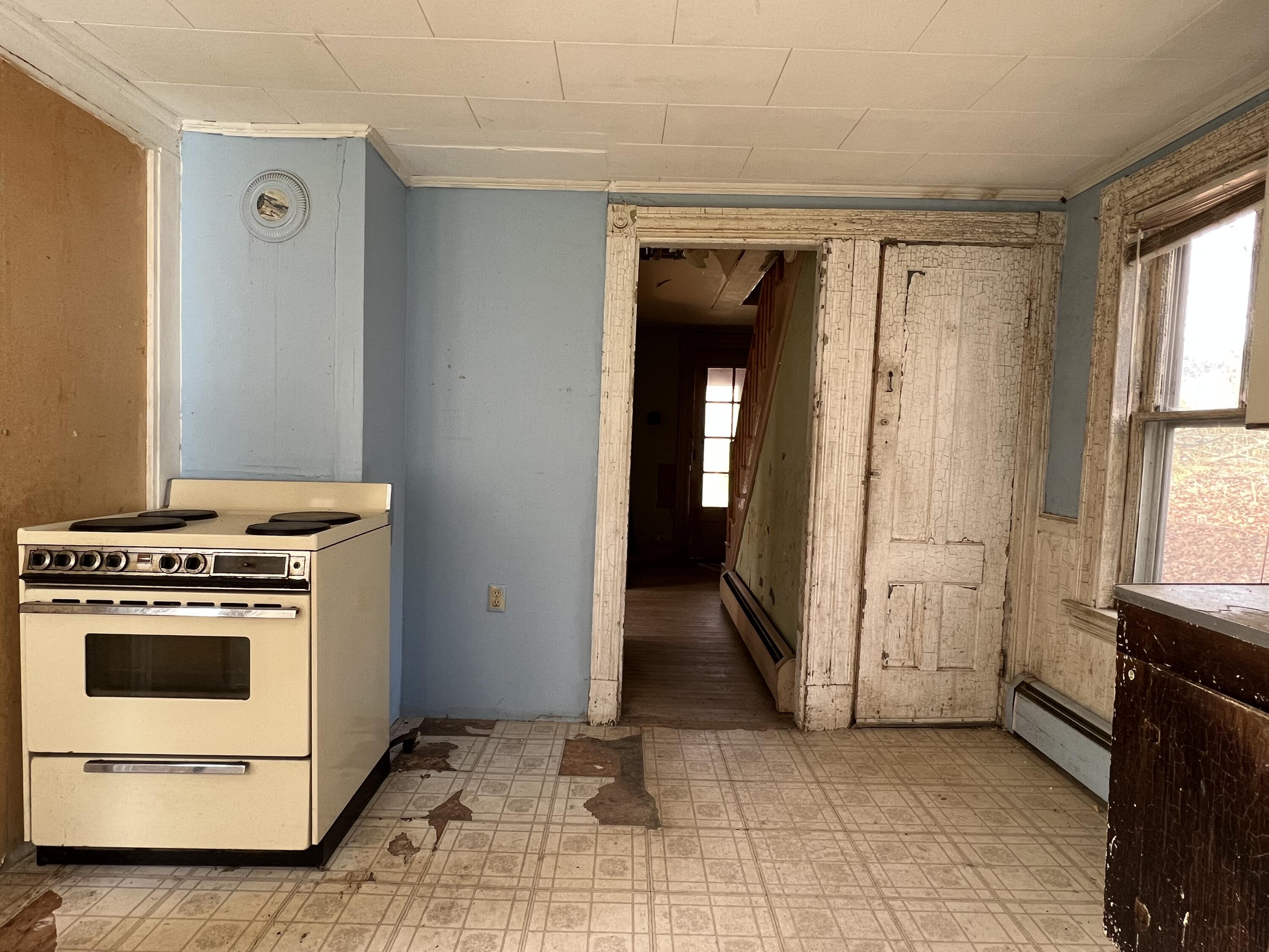 26 South Railroad Street Roxbury, ME 04275 - Photo 4 of 30 IMG_7192