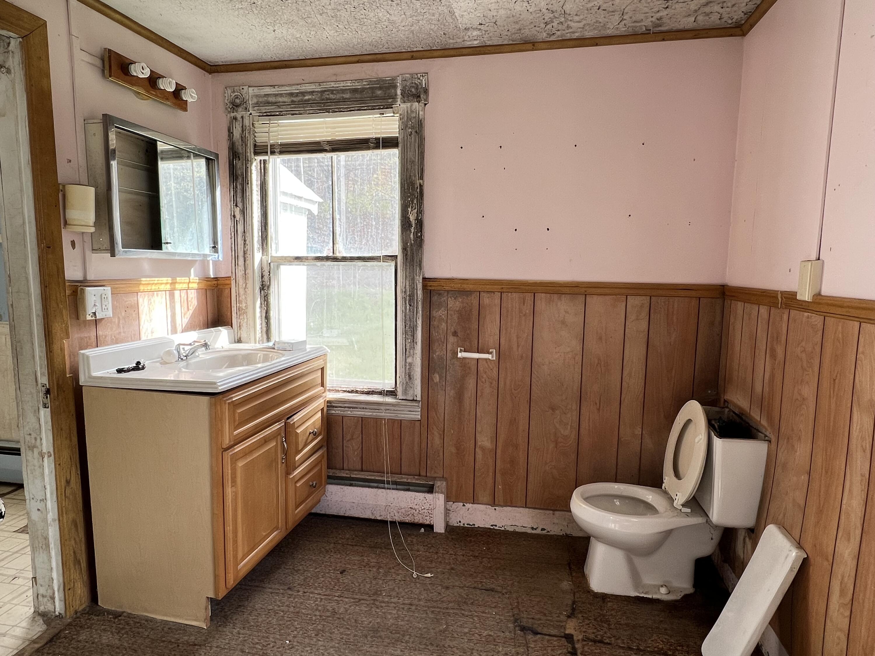 26 South Railroad Street Roxbury, ME 04275 - Photo 8 of 30 IMG_7198