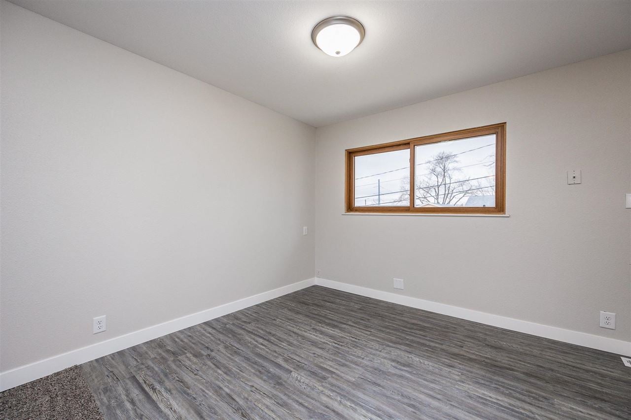 1012 Cheyenne Road Northwest Cedar Rapids, IA 52405 - Photo 7 of 24 Gallery Image 7