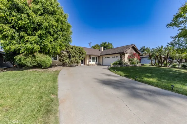 $1,149,000 | 142 North Pinney Drive, Anaheim, CA 92807