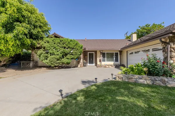 $1,149,000 | 142 North Pinney Drive, Anaheim, CA 92807