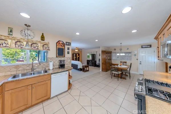 $1,149,000 | 142 North Pinney Drive, Anaheim, CA 92807