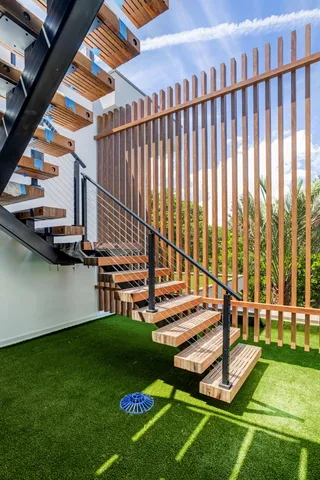 $21,000,000 | 1422 Southeast Atlantic Drive, Lantana, FL 33462