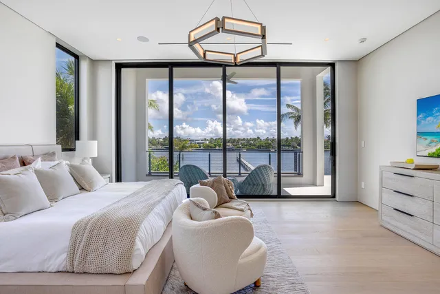 $21,000,000 | 1422 Southeast Atlantic Drive, Lantana, FL 33462