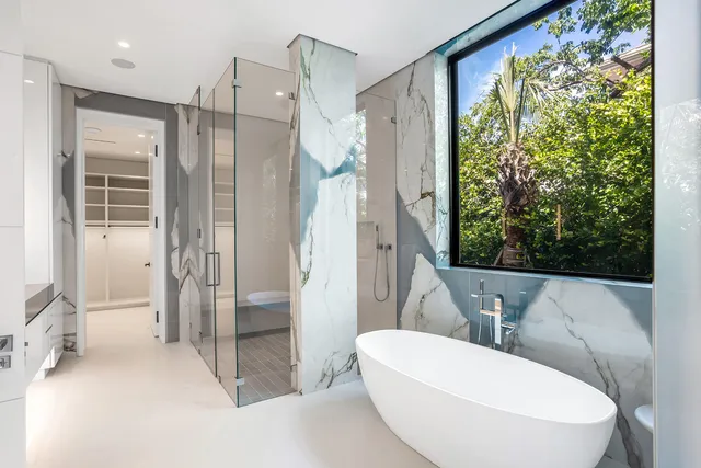 $21,000,000 | 1422 Southeast Atlantic Drive, Lantana, FL 33462