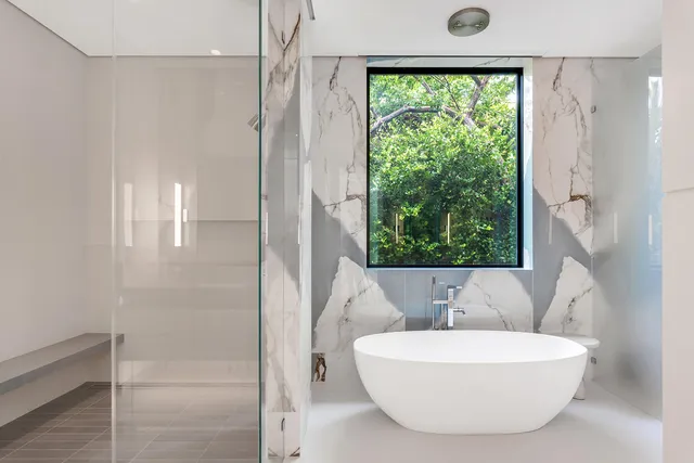 $21,000,000 | 1422 Southeast Atlantic Drive, Lantana, FL 33462