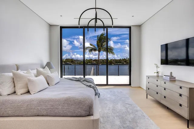 $21,000,000 | 1422 Southeast Atlantic Drive, Lantana, FL 33462