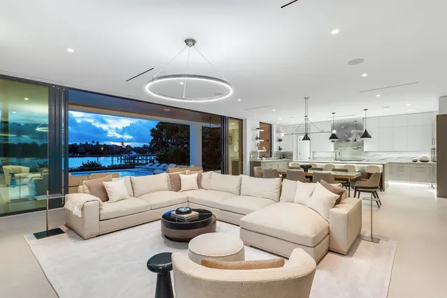 $21,000,000 | 1422 Southeast Atlantic Drive, Lantana, FL 33462