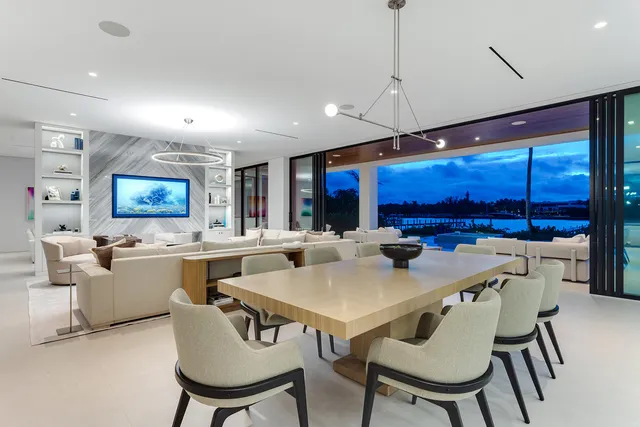 $21,000,000 | 1422 Southeast Atlantic Drive, Lantana, FL 33462