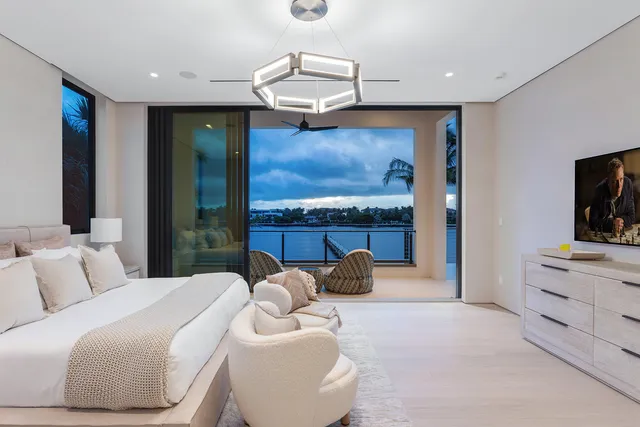 $21,000,000 | 1422 Southeast Atlantic Drive, Lantana, FL 33462