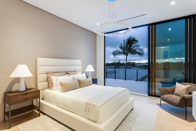 $21,000,000 | 1422 Southeast Atlantic Drive, Lantana, FL 33462