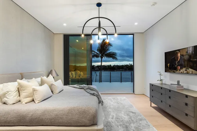 $21,000,000 | 1422 Southeast Atlantic Drive, Lantana, FL 33462