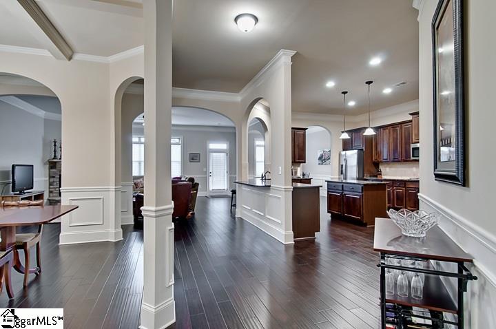 328 Stoneleigh Road Simpsonville, SC 29681 - Photo 4 of 35 Gallery Image 4