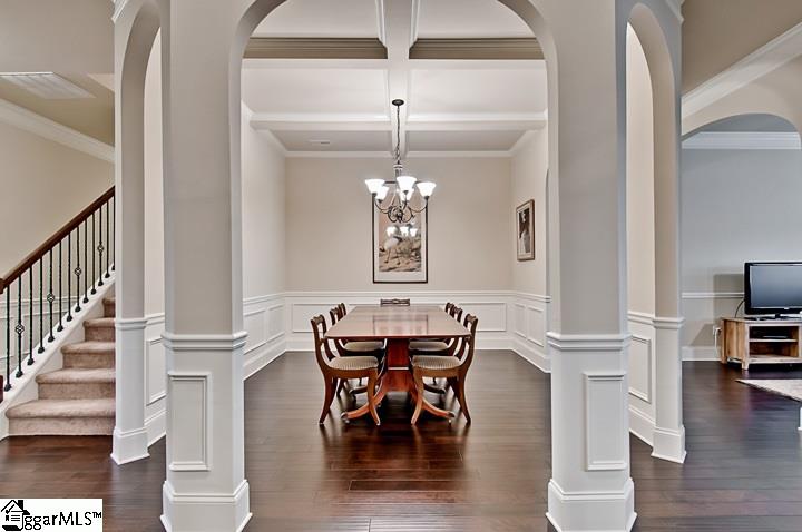 328 Stoneleigh Road Simpsonville, SC 29681 - Photo 5 of 35 Gallery Image 5